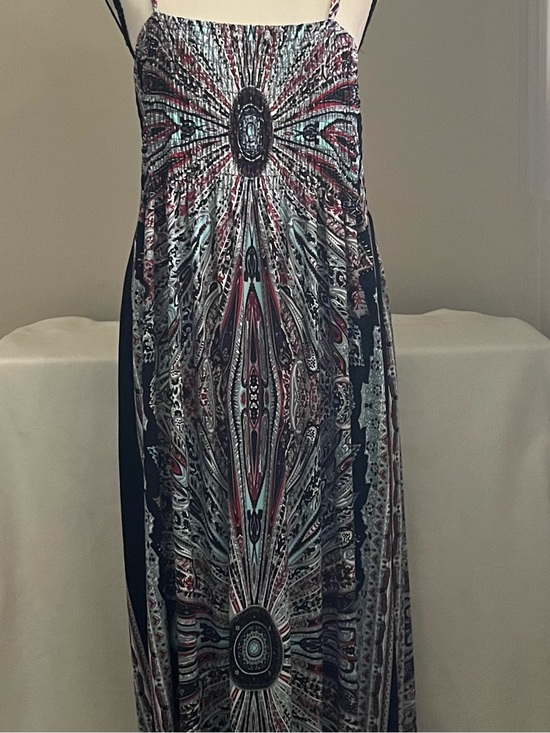 Dresses & Skirts - Sleeveless Bohemian Mandala Print Maxi Dress in Red & Blue